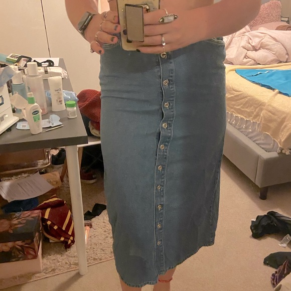 Vintage Button Up Denim Maxi Skirt - Picture 12 of 12